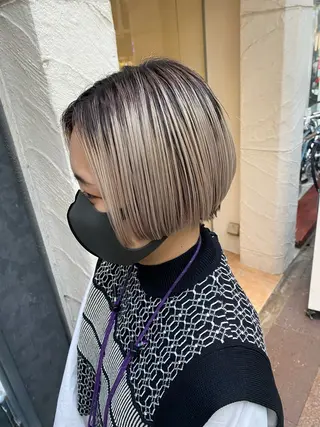 ショート カラー AMI Hair  supply所属・髪質改善カラー 韓国風レイヤーのヘアスタイル