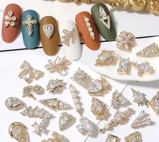 ネイル AB マツエクネイルサロンのネイルデザイン