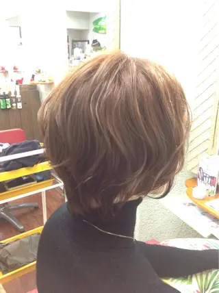 ショート カラー 藤野 陵平のヘアスタイル