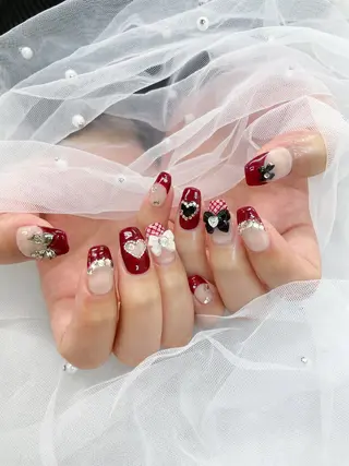 ネイル 五十嵐 美智のネイルデザイン