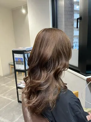 ロング カラー 長内  大明のヘアスタイル