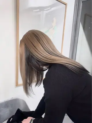 ロング カラー 岩橋 生和のヘアスタイル