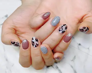 ロング カラー ネイル Q Free nailsのネイルデザイン