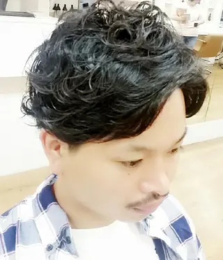 メンズ 湊 ヒロシのヘアスタイル