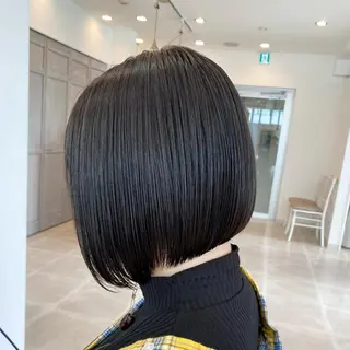 ショート ブリーチなし✨艶髪 カラー𓃲YAGIのヘアスタイル