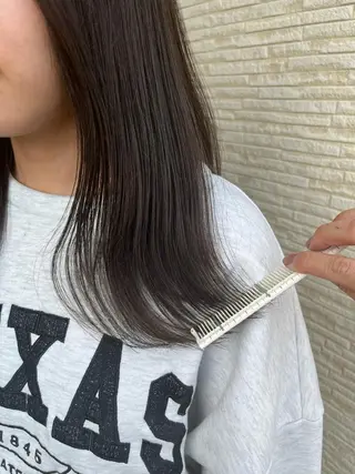 セミロング 神谷 夏帆のヘアスタイル