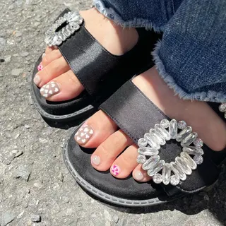 ネイル nail.gorin所属・吉村 優子のネイルデザイン