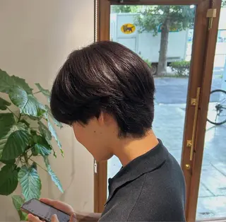 ショート カラー メンズ カットモデル/ 犬塚愛奈のヘアスタイル