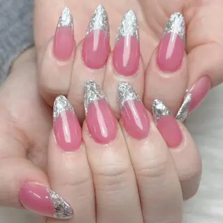 ネイル Mio ⛱のネイルデザイン