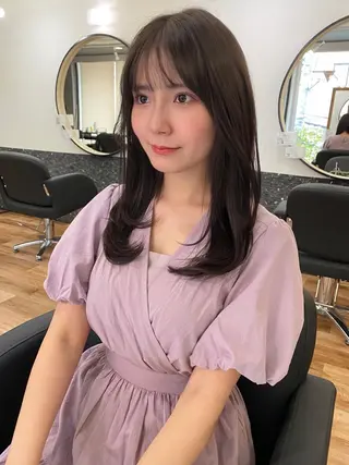 セミロング カラー 大人可愛いレイヤー 大田のヘアスタイル