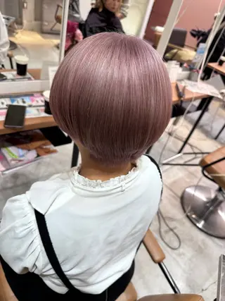 ショート カラー レイヤーブリーチ特化 ホワイト専門/岸のヘアスタイル