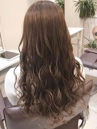 ロング カラー パーマ ヘアアレンジ Device ディバイスのヘアスタイル