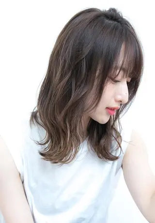 セミロング カラー ai 浅草橋のヘアスタイル