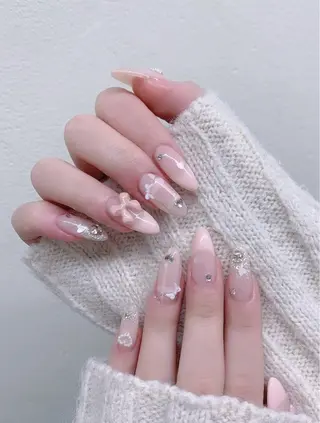 ネイル Lyna 池袋のネイルデザイン