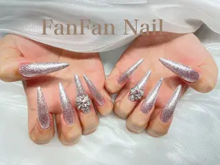ネイル FanFan 長さ出し専門のネイルデザイン