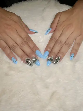 ネイル ねいる屋　Anela 美優のネイルデザイン