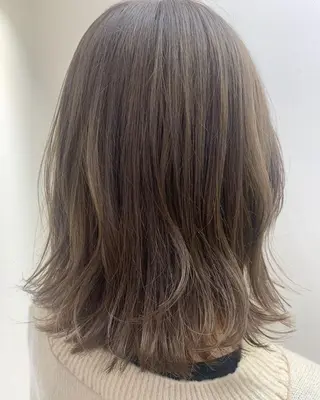 ミディアム カラー hub hair レイヤー/透明感のヘアスタイル