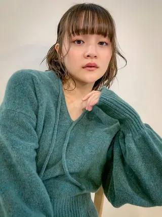 ミディアム カラー 柔らかブラウン/顔周 りレイヤー♡ユウシのヘアスタイル