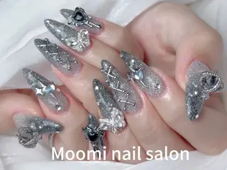 ロング Moomi nail salonのネイルデザイン