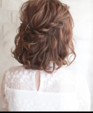 ミディアム カレンダー 弁天町Tomoのヘアスタイル