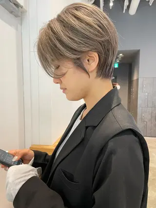 ショート 瓜谷 亮磨のヘアスタイル