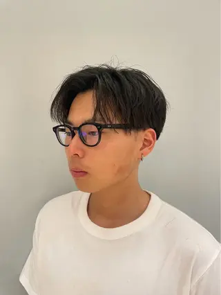 ミディアム メンズ メンズカット/センタ ーパート /マミヤのヘアスタイル