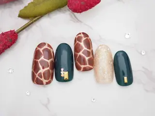 ネイル Laule'a Jr 🎀ネイリスト🌼のネイルデザイン