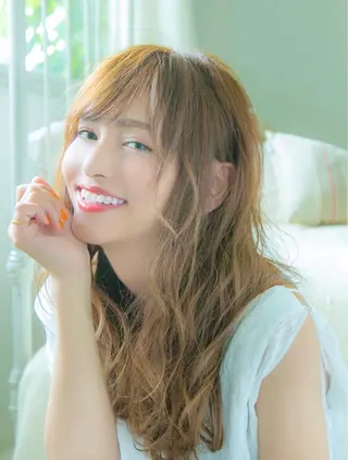 ロング カラー パーマ ヘアアレンジ Londideal 高橋ヒロシのヘアスタイル