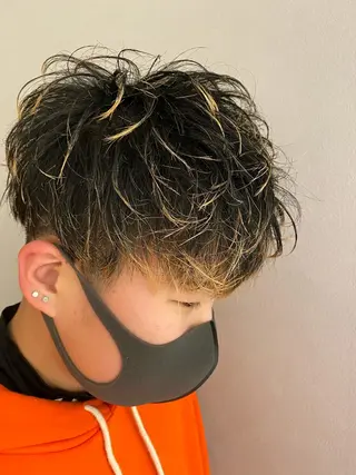 メンズ unopulir Vamos店所属・梅田茶屋町メンズ 専門美容師 山元一平のヘアスタイル