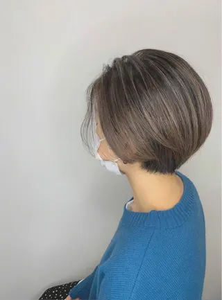 ショート カラー 艶髪クリエイター🪽 秋田 聖也のヘアスタイル