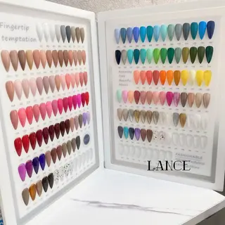 ミディアム Lance nailのネイルデザイン