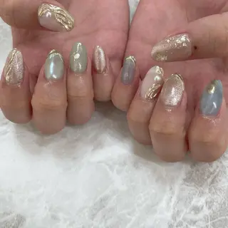 ネイル essence所属・pétit maakoのネイルデザイン