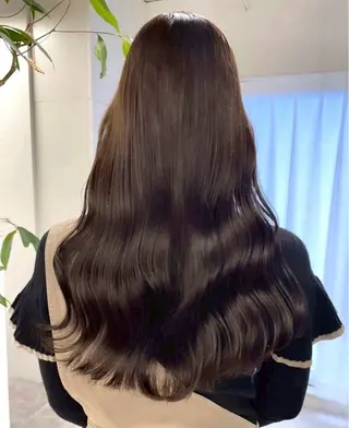 セミロング 🍓mito/ デザインカラー🍓のヘアスタイル