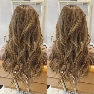 ロング カラー rollen所属・美魔女 美容師NAOのヘアスタイル