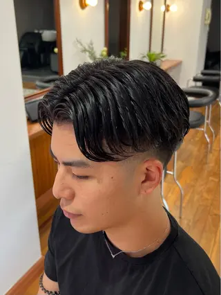ショート メンズ メンズカット✂️ スキンフェード伊藤陸のヘアスタイル