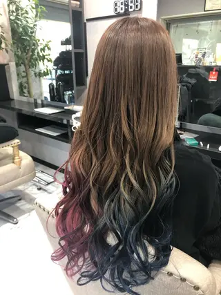 ロング カラー FAVORE 【ファヴォーレ】のヘアスタイル