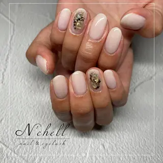 ネイル Nailist Aoiのネイルデザイン