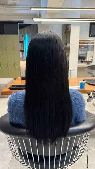 ロング sweetroom平塚所属・⭐️縮毛矯正 氷室翔也カラー⭐️のヘアスタイル