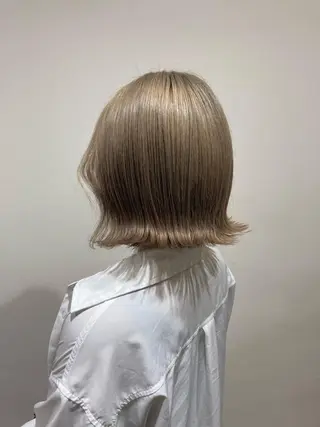 ミディアム 梅山 美侑のヘアスタイル