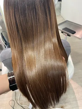 ロング 松佐 ゆかりのヘアスタイル