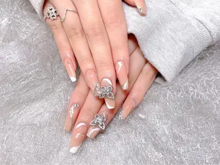 ネイル 美爪パラジェル導入店 Sunnilyのネイルデザイン