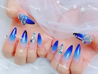 ネイル Moming 🌷のネイルデザイン