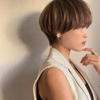 ショート カラー 田畑 智規のヘアスタイル