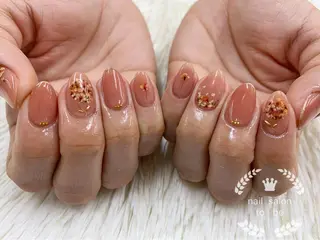 ネイル Nail Salon To Beのネイルデザイン