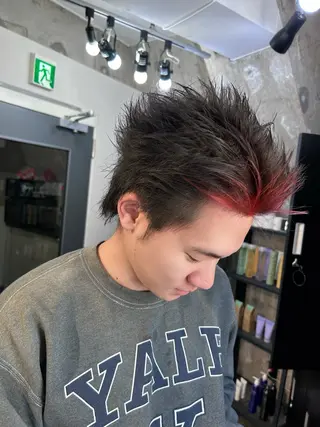 ショート カラー メンズ 𝙱𝙻𝙴𝙽 𝚋𝚢 𝚍𝚘𝚝.所属・🤍BLEN 窓🤍のヘアスタイル