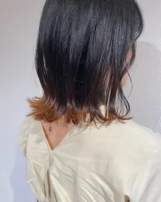 ミディアム カラー 藤井 貴美子のヘアスタイル