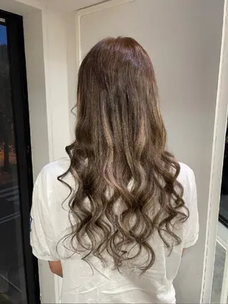 ロング スタジオフツーロバイビーヘアー所属・貞任 星哉のヘアスタイル
