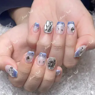 ネイル Kurieitibu 🍬Byu~tīのネイルデザイン