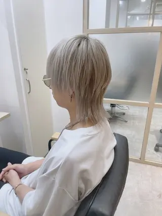 ミディアム EMANON新宿南口所属・ケアブリーチ×艶カラ ー️🫧Shioriのヘアスタイル