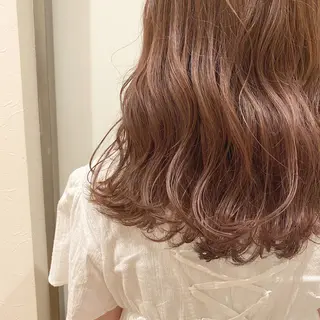 ミディアム カラー 韓国ヘア顔周りカット 艶髪ベージュtamaのヘアスタイル